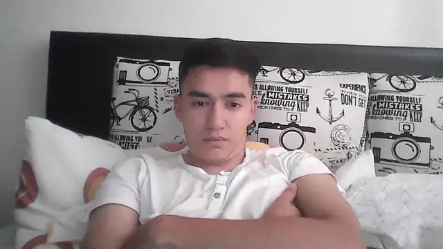 Snapshot of Estebitan_vm chatting on 1, 2, 2026 Estebitan vm online show from 1, 2, 2026