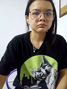 azumiichan online show from 1, 3, 2026