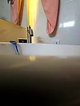 azumiichan online show from 5, 4, 2026