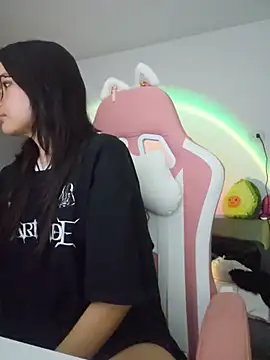 azumiichan online show from 22, 6, 2026
