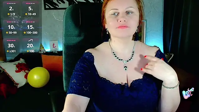 Nikki March online show from 26, 2, 2025