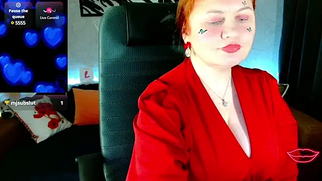 Nikki March online show from 8, 3, 2025