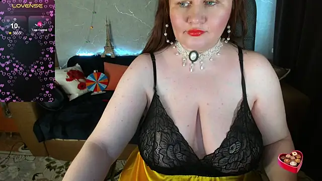 Nikki March online show from 15, 2, 2026