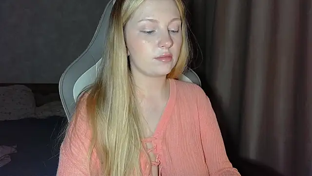 Snapshot of x_ivy_x chatting on 17, 6, 2026 x ivy x online show from 17, 6, 2026