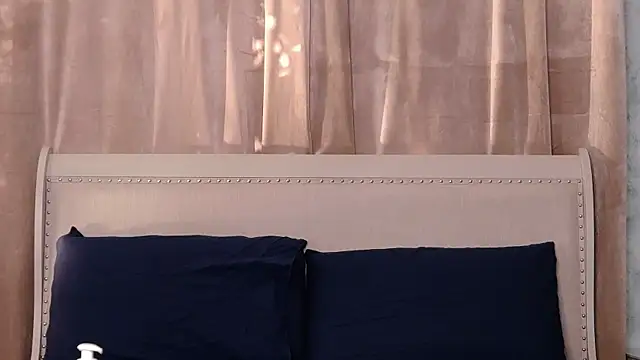 Snapshot of MariaMilan chatting on 28, 6, 2026 MariaMilan online show from 28, 6, 2026