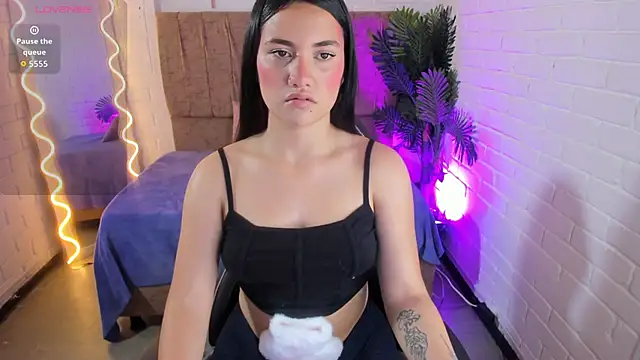 Snapshot of Chiara_tay chatting on 10, 10, 2025 Chiara tay online show from 10, 10, 2025