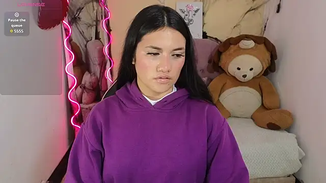 Snapshot of Chiara_tay chatting on 26, 10, 2025 Chiara tay online show from 26, 10, 2025