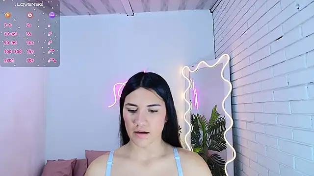 Chiara tay online show from 14, 3, 2025