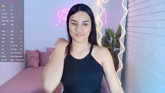 Chiara tay online show from 11, 3, 2025