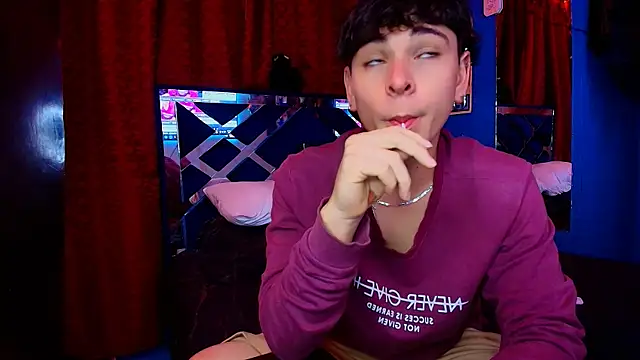 Luke Howland online show from 25, 2, 2026