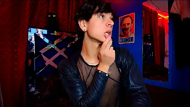 Snapshot of Luke_Howland chatting on 29, 11, 2025 Luke Howland online show from 29, 11, 2025