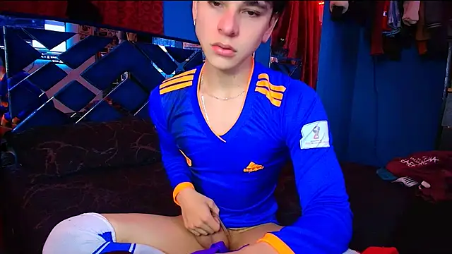 Snapshot of Luke_Howland chatting on 24, 10, 2025 Luke Howland online show from 24, 10, 2025