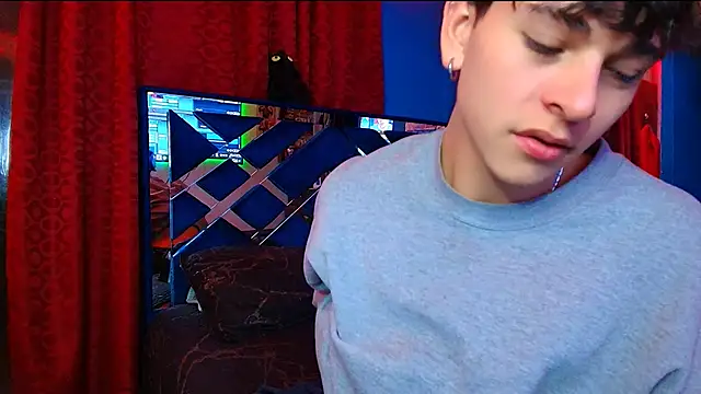 Snapshot of Luke_Howland chatting on 15, 10, 2025 Luke Howland online show from 15, 10, 2025