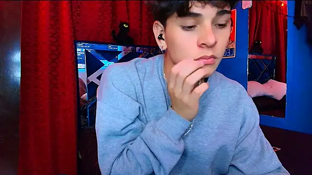 Luke Howland online show from 8, 3, 2026