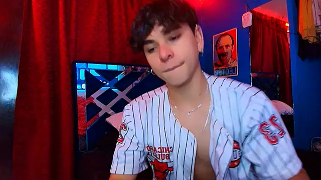 Snapshot of Luke_Howland chatting on 2, 6, 2026 Luke Howland online show from 2, 6, 2026