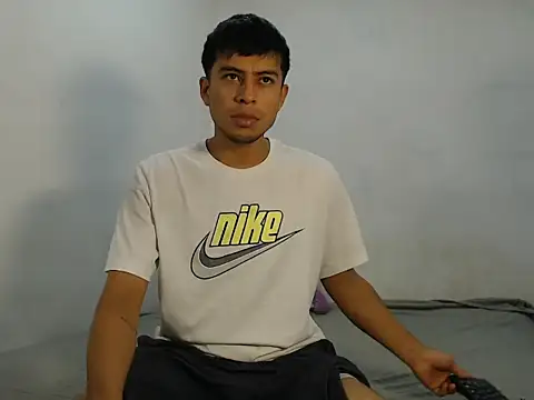 Snapshot of danielitopapuu chatting on 1, 10, 2025 danielitopapuu online show from 1, 10, 2025