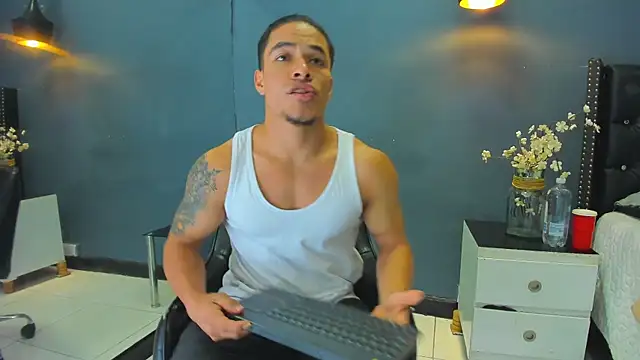Bryson Collins  online show from 7, 3, 2025