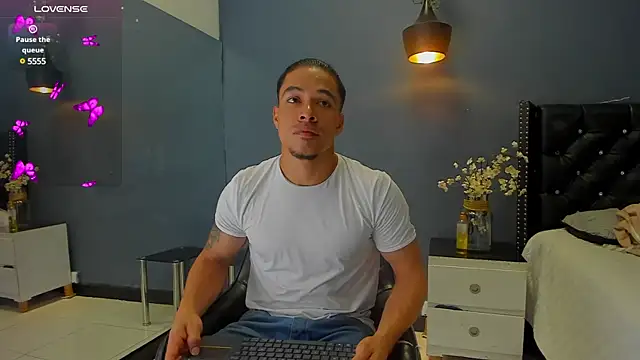 Bryson Collins  online show from 1, 3, 2025