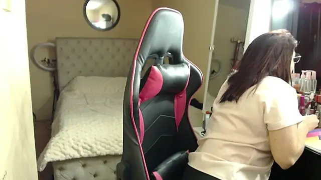 Carol Scottt online show from 9, 2, 2026