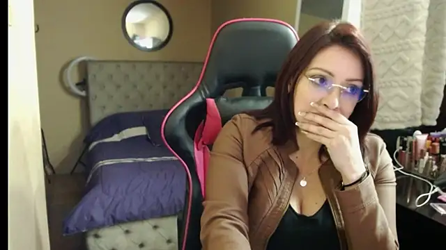 Snapshot of Carol_Scottt chatting on 13, 11, 2025 Carol Scottt online show from 13, 11, 2025