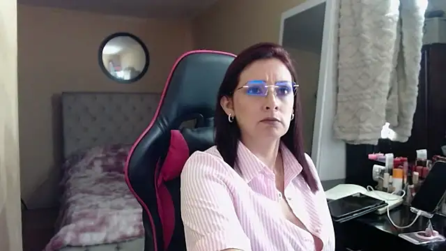 Snapshot of Carol_Scottt chatting on 19, 5, 2026 Carol Scottt online show from 19, 5, 2026
