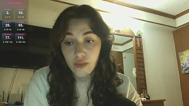 Snapshot of sadetuiningaa chatting on 19, 3, 2025 sadetuiningaa online show from 19, 3, 2025