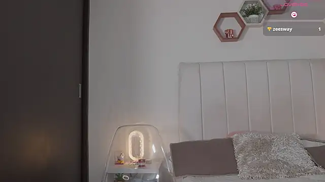 Madison evans1 online show from 24, 4, 2026