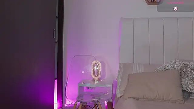 Snapshot of Madison_evans1 chatting on 8, 10, 2025 Madison evans1 online show from 8, 10, 2025