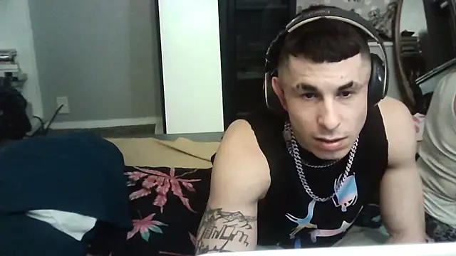 Snapshot of --D-a-D-D-y- chatting on 3, 3, 2025 --D-a-D-D-y- online show from 3, 3, 2025