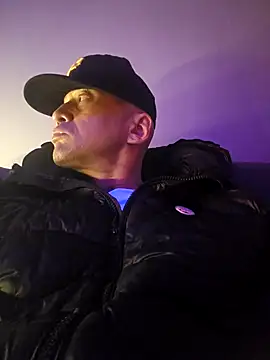 McdyllanXX online show from 18, 3, 2025