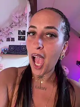 CarolaDrago online show from 9, 4, 2026