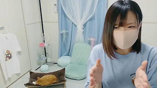 Snapshot of MEI--55 chatting on 26, 9, 2025 MEI--55 online show from 26, 9, 2025