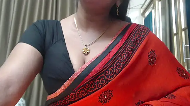 Snapshot of desi-maisa130 chatting on 15, 3, 2025 desi-maisa130 online show from 15, 3, 2025