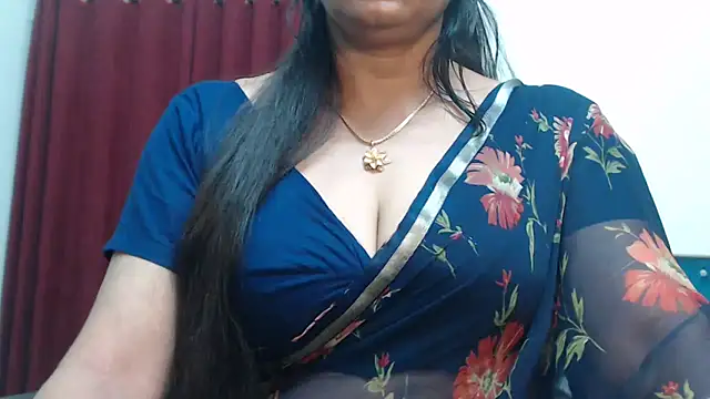 Snapshot of desi-maisa130 chatting on 14, 9, 2025 desi-maisa130 online show from 14, 9, 2025