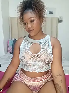 Snapshot of charmainexxx chatting on 16, 5, 2026 charmainexxx online show from 16, 5, 2026