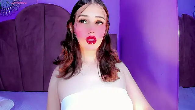 ValeriaAguilar online show from 27, 2, 2026