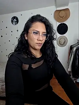 Snapshot of Thaliacooper_ chatting on 19, 10, 2025 Thaliacooper online show from 19, 10, 2025