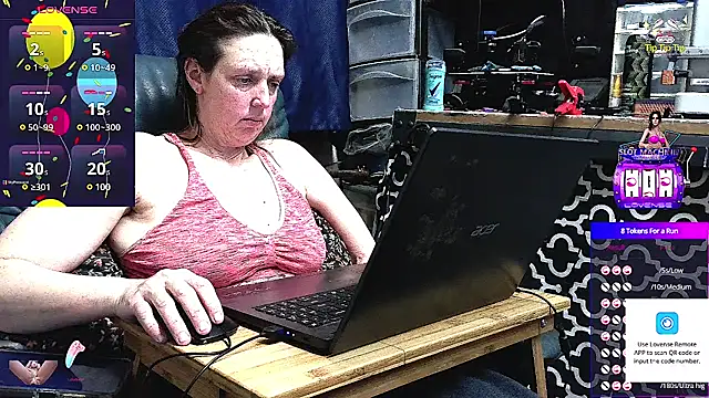 2nakedneighbors1 online show from 13, 2, 2025