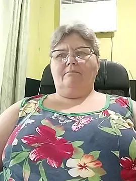 Snapshot of AlenushkaGold chatting on 12, 9, 2025 AlenushkaGold online show from 12, 9, 2025