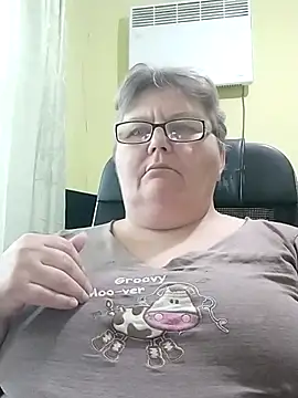 Snapshot of AlenushkaGold chatting on 14, 9, 2025 AlenushkaGold online show from 14, 9, 2025