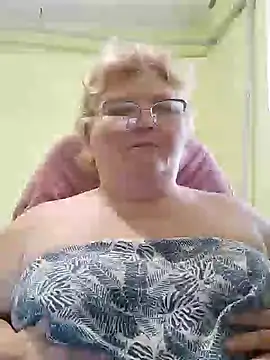 Snapshot of AlenushkaGold chatting on 15, 1, 2025 AlenushkaGold online show from 15, 1, 2025