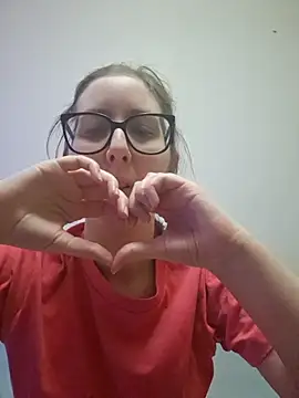 Snapshot of Sarah459 chatting on 3, 6, 2026 Sarah459 online show from 3, 6, 2026