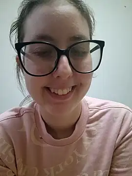 Snapshot of Sarah459 chatting on 4, 5, 2026 Sarah459 online show from 4, 5, 2026