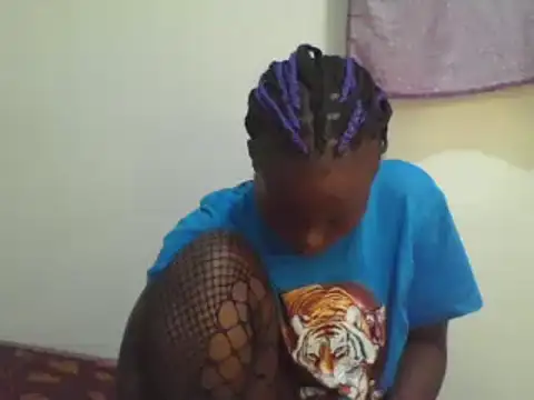 Snapshot of ebony_curvedass chatting on 15, 11, 2025 ebony curvedass online show from 15, 11, 2025