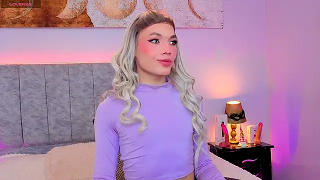 Snapshot of Megan_Do_Santos chatting on 24, 10, 2025 Megan Do Santos online show from 24, 10, 2025