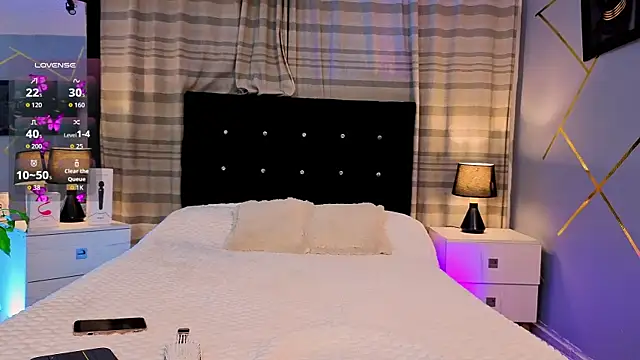 Snapshot of Megan_Do_Santos chatting on 15, 11, 2025 Megan Do Santos online show from 15, 11, 2025