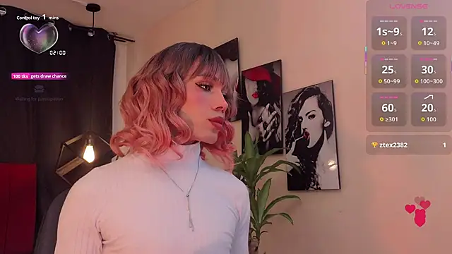 Snapshot of Megan_Do_Santos chatting on 10, 10, 2025 Megan Do Santos online show from 10, 10, 2025