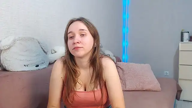 Snapshot of lovely_hayley chatting on 19, 9, 2025 lovely hayley online show from 19, 9, 2025