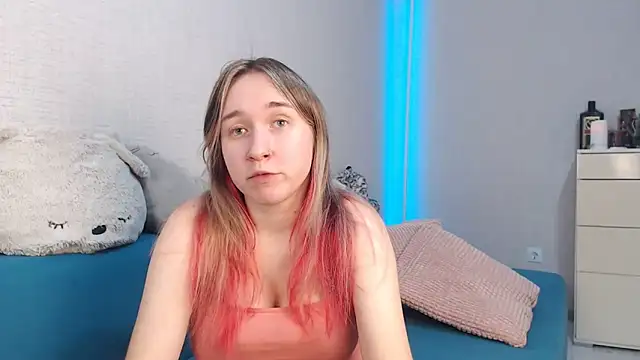 lovely hayley online show from 27, 10, 2025