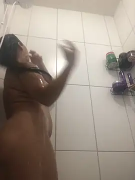 Snapshot of bellinii07 chatting on 5, 4, 2026 bellinii07 online show from 5, 4, 2026